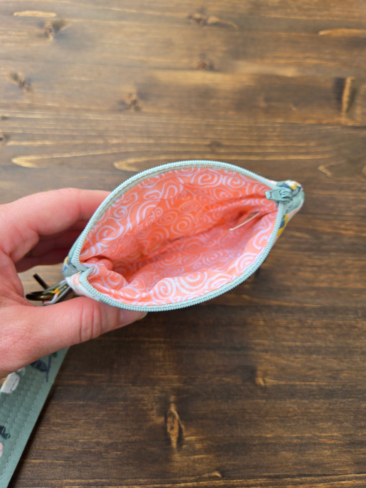 Keychain Wallet Blue Blossom