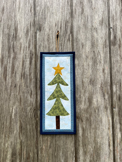 Christmas Tree Mini Banner - light green