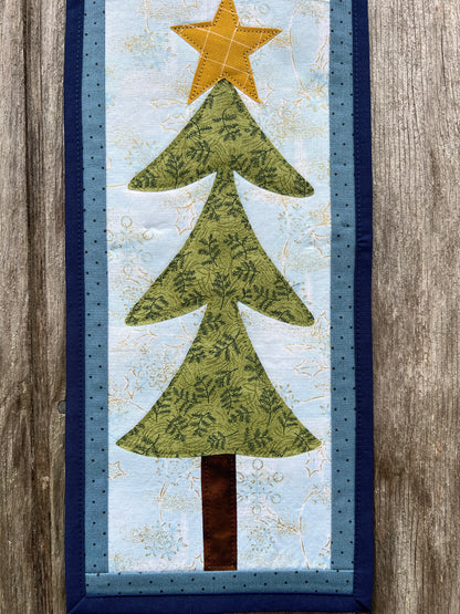 Christmas Tree Mini Banner - light green
