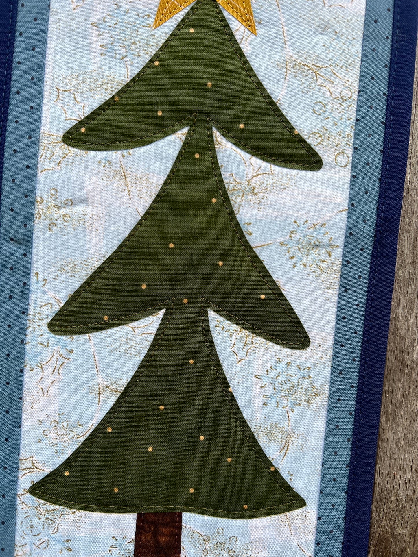 Christmas Tree Mini Banner - dark green