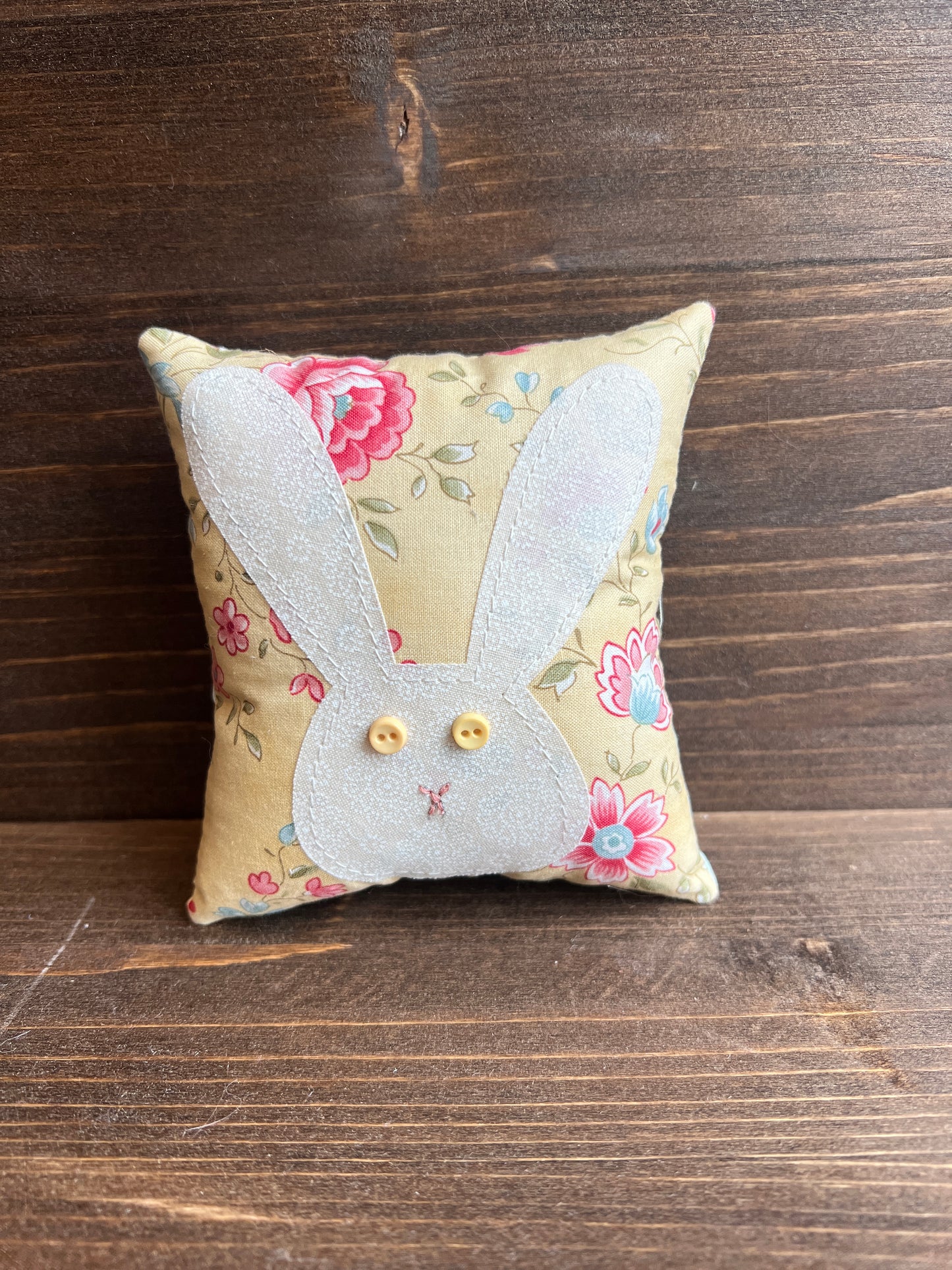 Spring Rabbit Bowl Filler