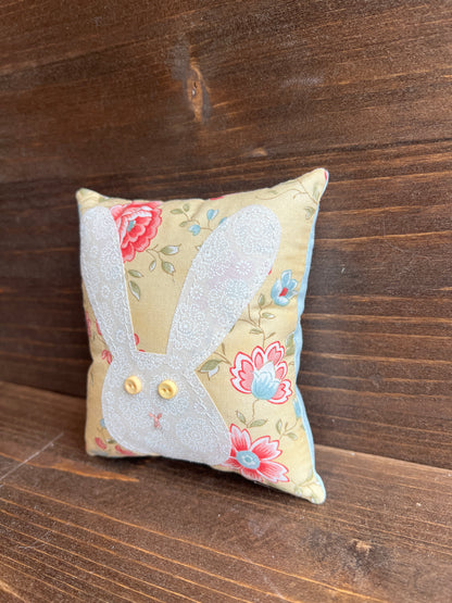 Spring Rabbit Bowl Filler