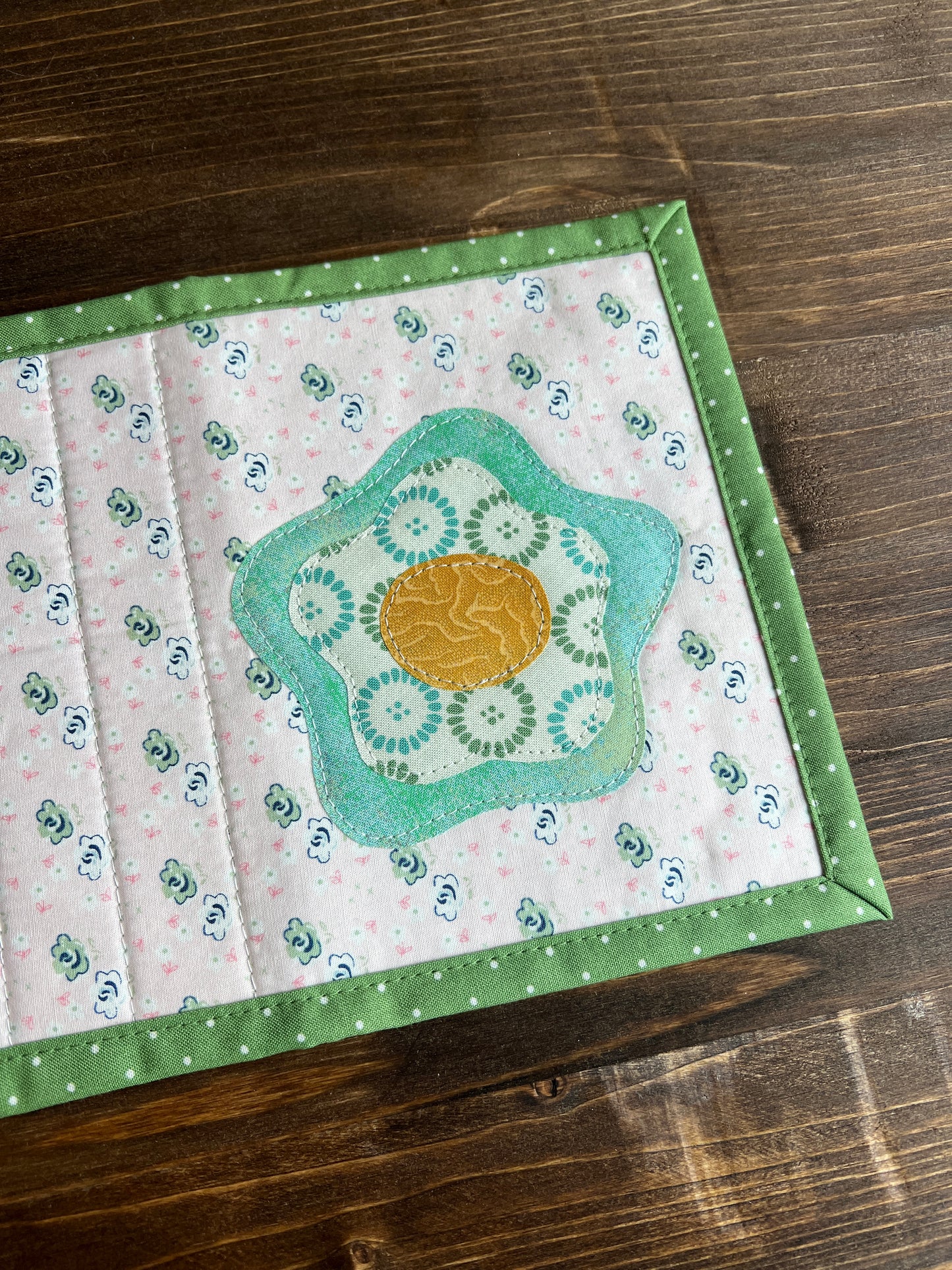 Whimsy Flower Mug Rug Green